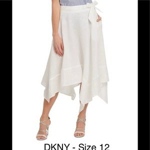 DKNY Linen Pocket Handkerchief Skirt